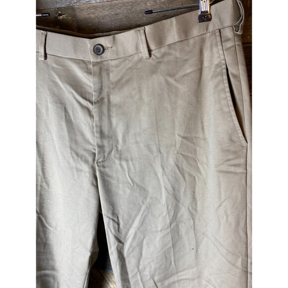 Haggar Mens Sz 38X32 Tan Classic Fit Premium No Iron Khaki Pants - Picture 3 of 12